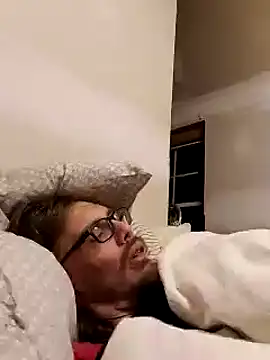 Snapshot of dandonn chatting on 01/25/25, 03:40 dandonn online show from 01/25/25, 03:40