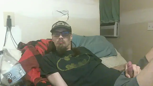 Snapshot of dandonn chatting on 09/16/25, 07:42 dandonn online show from 09/16/25, 07:42