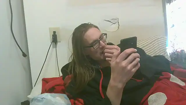 Snapshot of dandonn chatting on 02/09/26, 05:06 dandonn online show from 02/09/26, 05:06