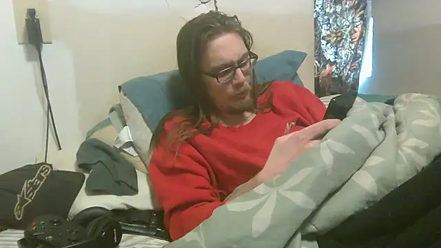 Snapshot of dandonn chatting on 02/23/26, 07:33 dandonn online show from 02/23/26, 07:33