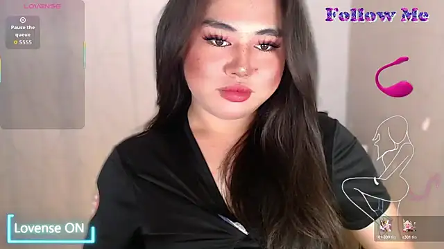 Snapshot of ursexy_ceciliaxx chatting on 03/12/26, 10:49 ursexy ceciliaxx online show from 03/12/26, 10:49