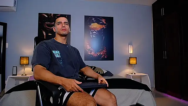 Snapshot of ChristopherBlack_ chatting on 09/10/25, 01:00 ChristopherBlack online show from 09/10/25, 01:00