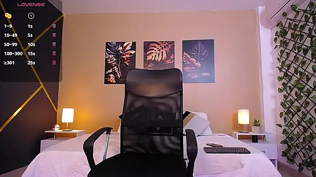 Snapshot of ChristopherBlack_ chatting on 01/10/26, 01:24 ChristopherBlack online show from 01/10/26, 01:24