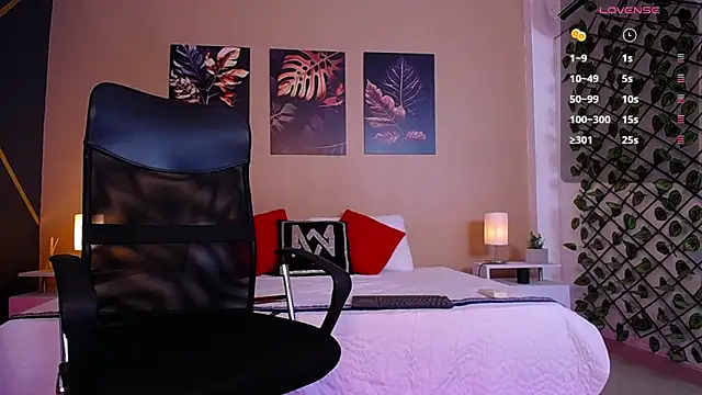 Snapshot of ChristopherBlack_ chatting on 03/11/26, 01:06 ChristopherBlack online show from 03/11/26, 01:06