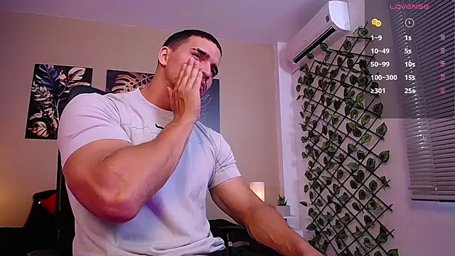 Snapshot of ChristopherBlack_ chatting on 03/30/26, 01:12 ChristopherBlack online show from 03/30/26, 01:12