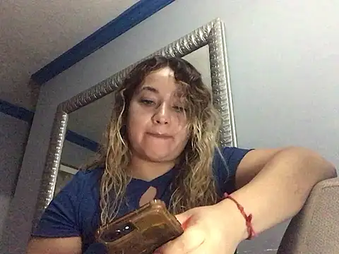 mooniebarbie1 online show from 07/28/26, 11:17