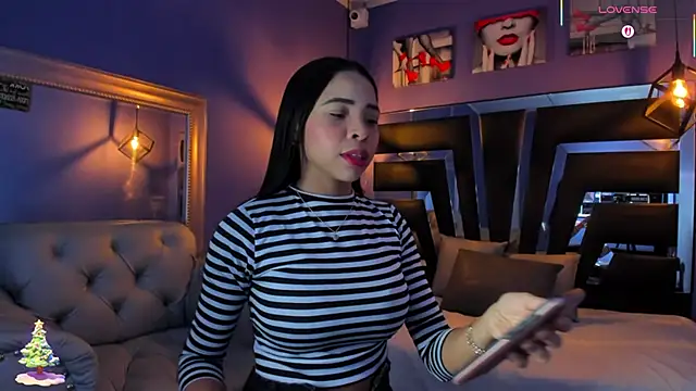 anne-brown13 online show from 12/04/25, 01:42