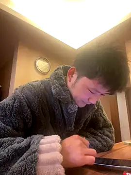 Snapshot of chengliyan chatting on 12/05/25, 04:47 chengliyan online show from 12/05/25, 04:47