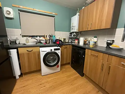 Dilfcam101 online show from 02/08/26, 07:12