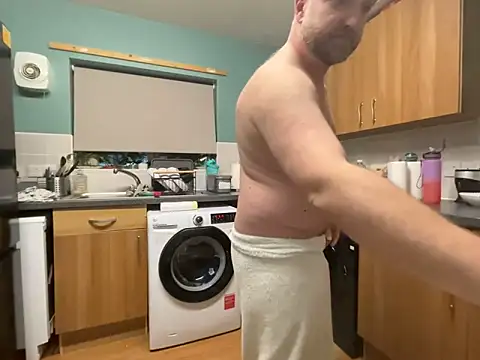 Dilfcam101 online show from 02/12/26, 07:42