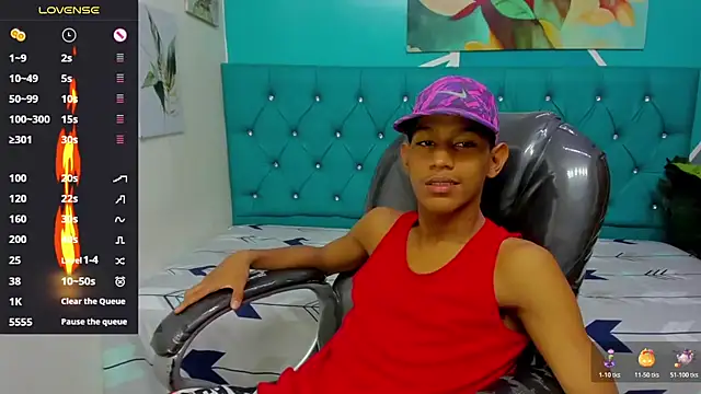 Snapshot of Rory_castro chatting on 11/04/25, 10:31 Rory castro online show from 11/04/25, 10:31