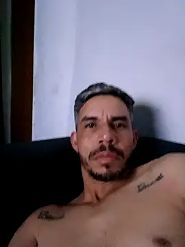 QfabO123 online show from 10/18/25, 03:42