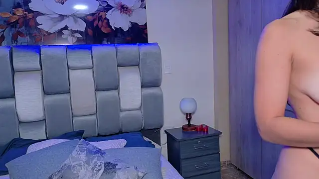 saramikaelson online show from 09/12/25, 10:54