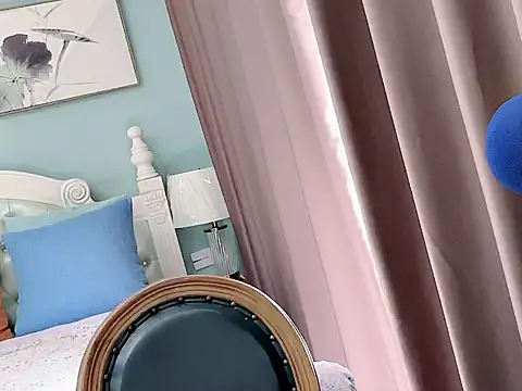 sarah111 online show from 11/27/25, 03:52