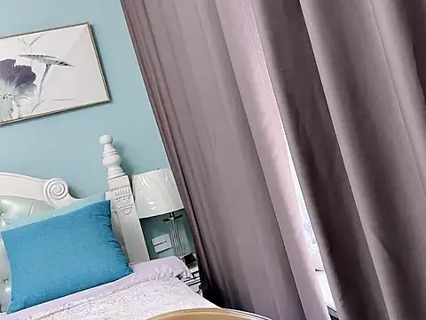 sarah111 online show from 12/04/25, 03:16