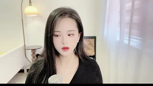 Snapshot of Musae7 chatting on 10/20/25, 03:07 Musae7 online show from 10/20/25, 03:07