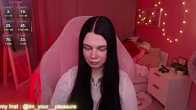 Snapshot of Michela_Fruet chatting on 03/07/26, 01:24 Michela Fruet online show from 03/07/26, 01:24