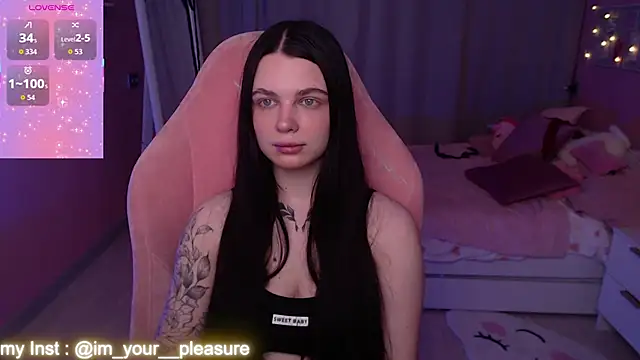 Snapshot of Michela_Fruet chatting on 03/09/26, 01:09 Michela Fruet online show from 03/09/26, 01:09