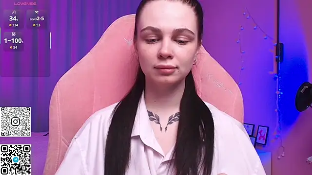 Snapshot of Michela_Fruet chatting on 03/22/26, 01:09 Michela Fruet online show from 03/22/26, 01:09