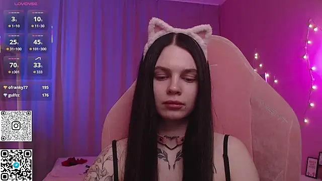 Snapshot of Michela_Fruet chatting on 04/09/26, 06:19 Michela Fruet online show from 04/09/26, 06:19