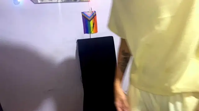 Snapshot of Bryan_ale22 chatting on 09/17/25, 07:32 Bryan ale22 online show from 09/17/25, 07:32