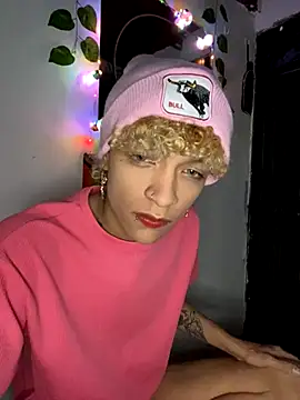 Snapshot of Bryan_ale22 chatting on 10/06/25, 05:49 Bryan ale22 online show from 10/06/25, 05:49