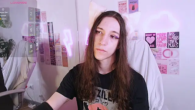 Snapshot of SilverMuse chatting on 03/02/26, 11:00 SilverMuse online show from 03/02/26, 11:00