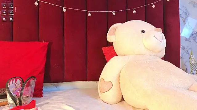 PrincePoppy online show from 10/25/25, 08:36