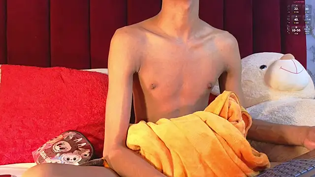 PrincePoppy online show from 10/30/25, 08:31