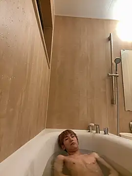 yuyusan07 online show from 04/19/26, 01:54