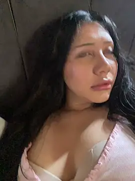Snapshot of snow_doll chatting on 07/06/26, 07:38 snow doll online show from 07/06/26, 07:38