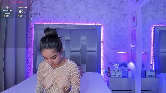 AlliceWinter online show from 11/07/25, 11:43