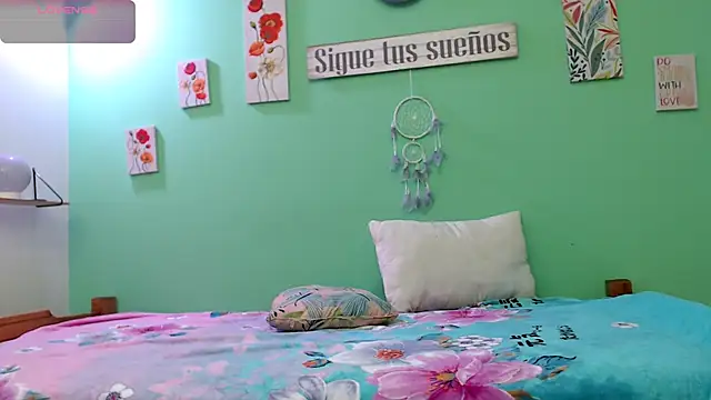 Snapshot of gatitasexygatitasexy chatting on 10/09/25, 07:01 gatitasexygatitasexy online show from 10/09/25, 07:01