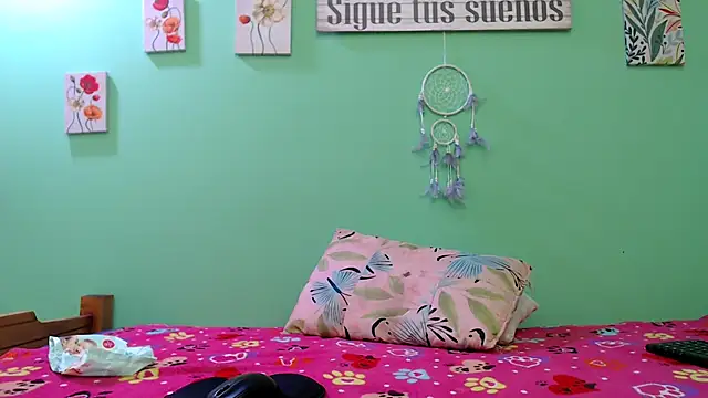 Snapshot of gatitasexygatitasexy chatting on 10/23/25, 07:23 gatitasexygatitasexy online show from 10/23/25, 07:23