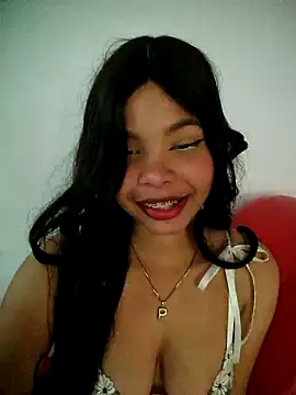 Snapshot of PamelaCullen chatting on 09/20/25, 03:46 PamelaCullen online show from 09/20/25, 03:46