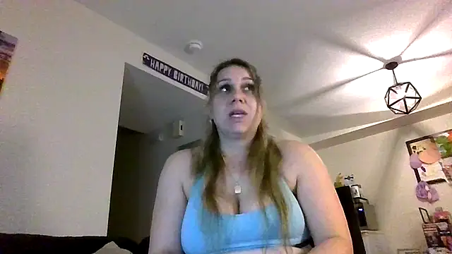 Snapshot of thedevinemama chatting on 06/28/26, 03:01 thedevinemama online show from 06/28/26, 03:01