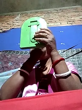 Snapshot of Savita992 chatting on 12/02/25, 12:16 Savita992 online show from 12/02/25, 12:16