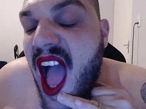 Brsecretbear online show from 09/09/25, 10:31