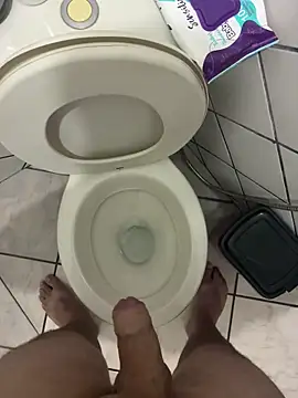 Snapshot of Brsecretbear chatting on 02/04/26, 06:52 Brsecretbear online show from 02/04/26, 06:52