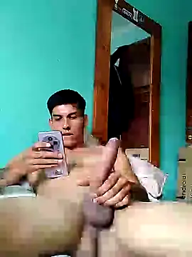 Snapshot of frankitocam4 chatting on 03/06/26, 05:31 frankitocam4 online show from 03/06/26, 05:31