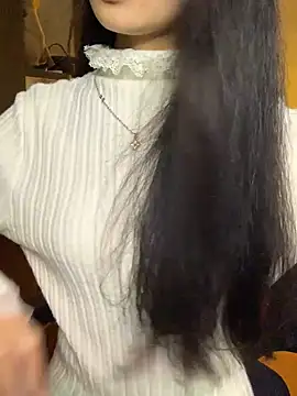 Snapshot of Nhinhi18 chatting on 02/12/26, 04:46 Nhinhi18 online show from 02/12/26, 04:46