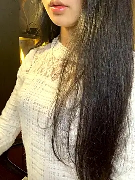 Snapshot of Nhinhi18 chatting on 03/23/26, 02:54 Nhinhi18 online show from 03/23/26, 02:54