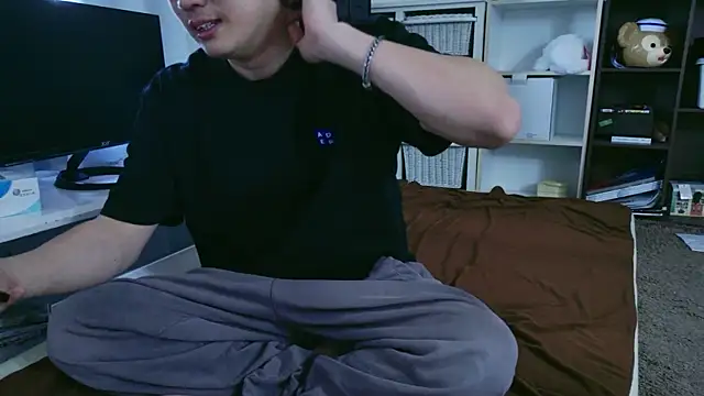 C-4bomb online show from 03/07/26, 02:52