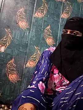 ursumita online show from 10/17/25, 10:23