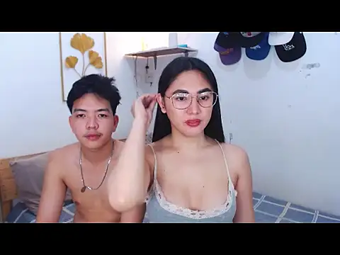 HornyCoupleCum online show from 12/15/25, 01:26