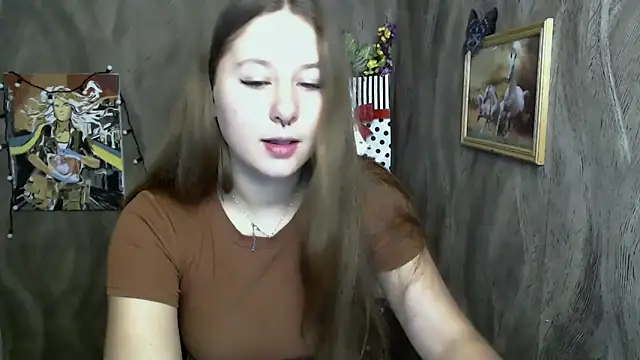 Snapshot of Linda_S_ chatting on 09/16/25, 11:33 Linda S online show from 09/16/25, 11:33