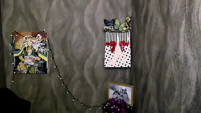 Snapshot of Linda_S_ chatting on 09/27/25, 09:14 Linda S online show from 09/27/25, 09:14