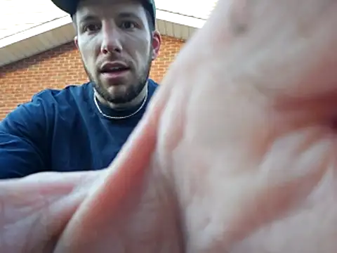 Snapshot of sloppytopkins chatting on 03/15/26, 12:33 sloppytopkins online show from 03/15/26, 12:33