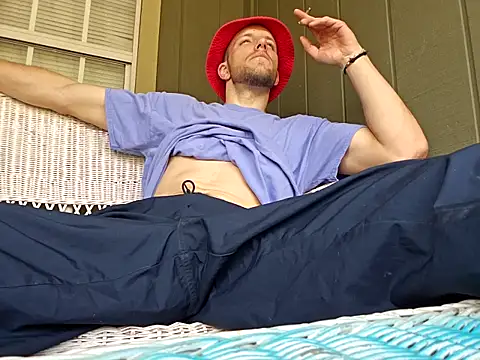 Snapshot of sloppytopkins chatting on 03/25/26, 06:47 sloppytopkins online show from 03/25/26, 06:47