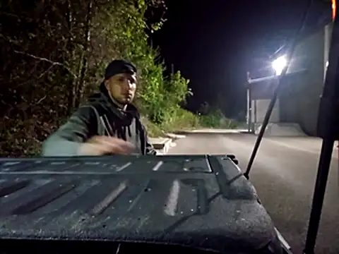 Snapshot of sloppytopkins chatting on 04/20/26, 02:36 sloppytopkins online show from 04/20/26, 02:36